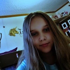 Meet your Posher, Carrie